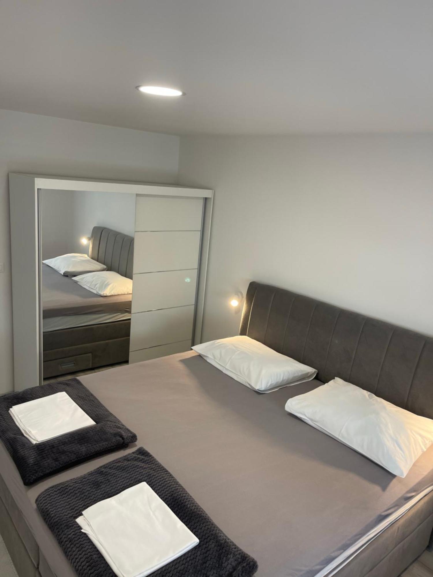 Apartments Beverly 오미스 외부 사진
