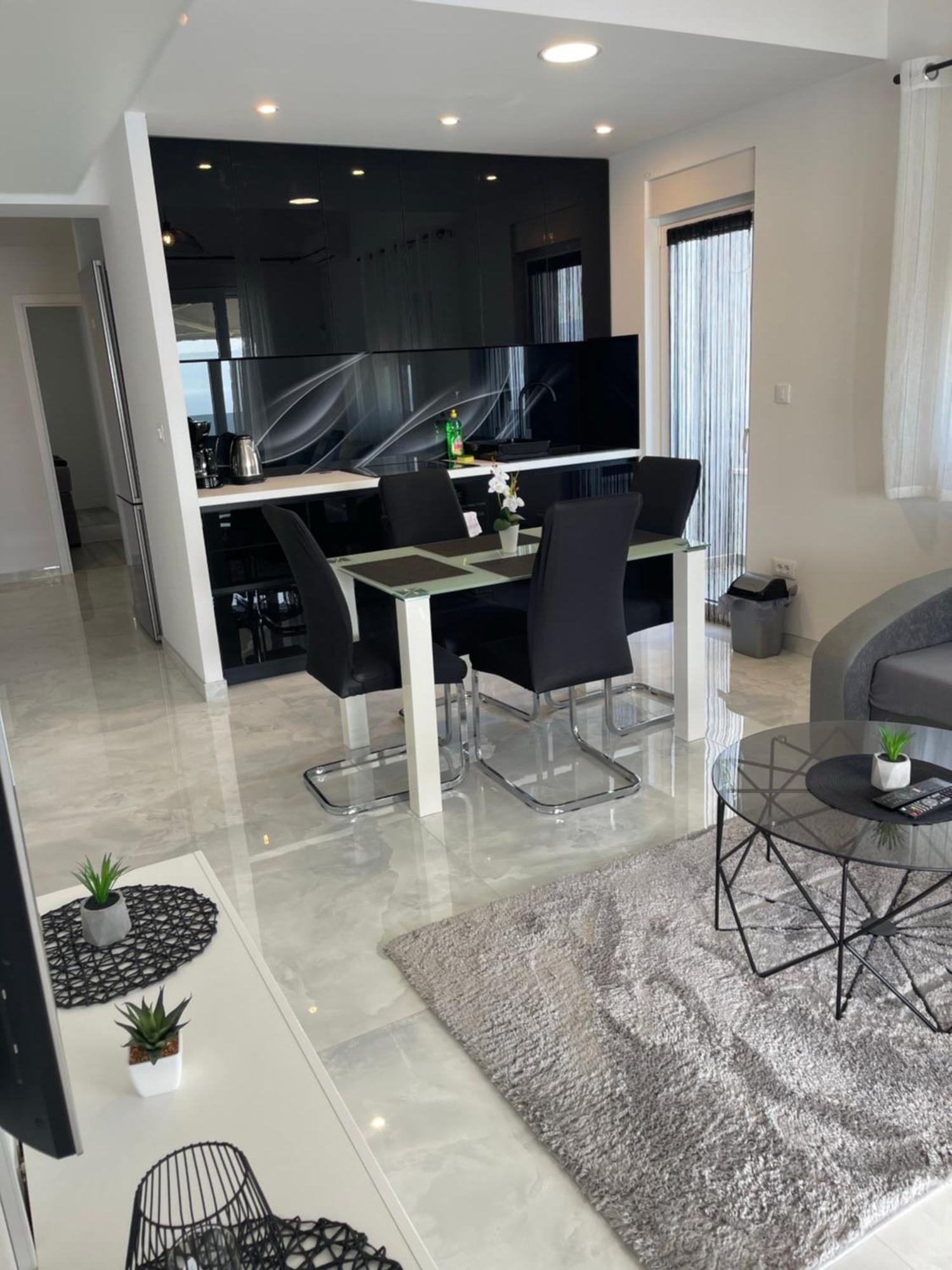 Apartments Beverly 오미스 외부 사진